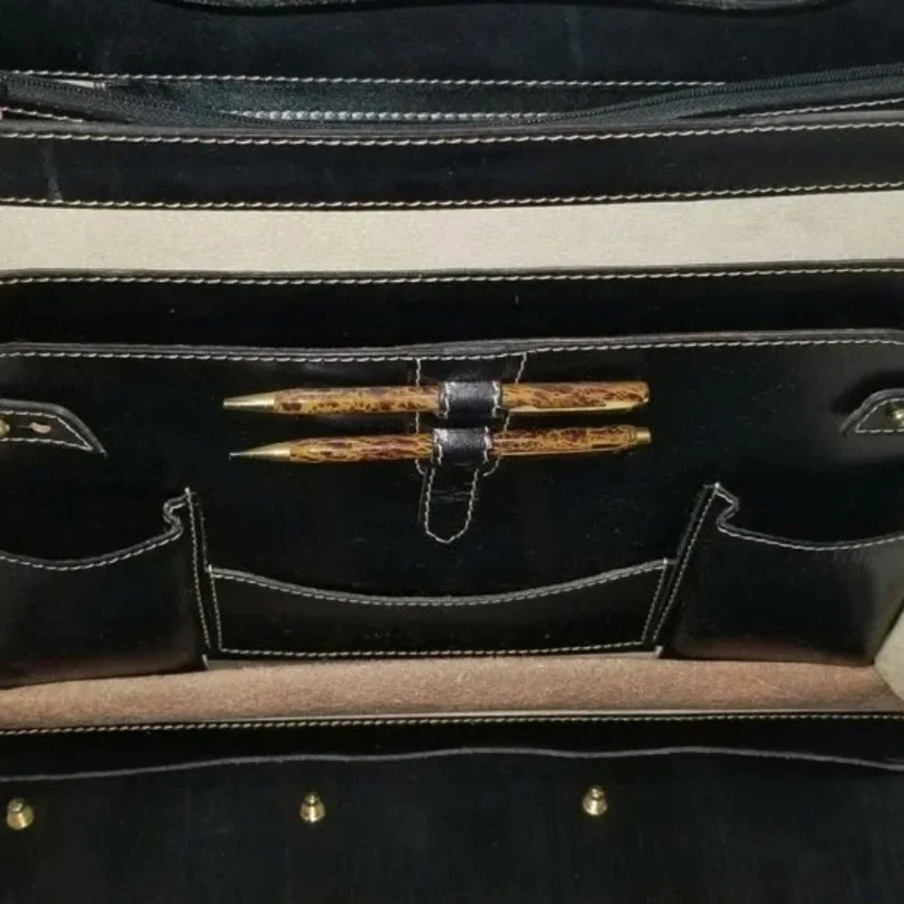 💋 Vintage Lorenzo Leather Breicase